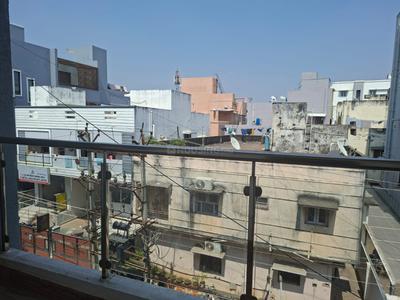 Balcony Image of 950 Sq.ft 2 BHK Apartment / Flat for rent in Ramapuram Chennai for Rs. 27000