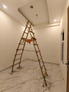 Bedroom Image of 1500 Sq.ft 3 BHK Apartment / Flat for sale in Sunshine Apartment, Sector 99 Noida for Rs. 6800000
