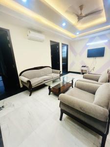 Hall Image of 1800 Sq.ft 4 BHK Builder Floor for rent in Sector 46 Gurgaon for Rs. 100000