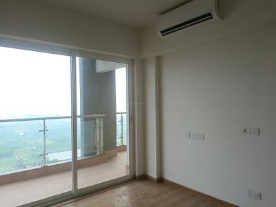 Bedroom Image of 2002 Sq.ft 3 BHK Apartment / Flat for sale in Godrej Meridien, Sector 106 Gurgaon for Rs. 31000000