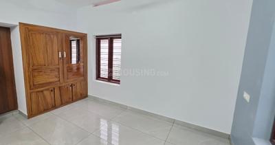 Bedroom Image of 1300 Sq.ft 2 BHK Builder Floor for rent in Pazhavangadi Thiruvananthapuram for Rs. 25000