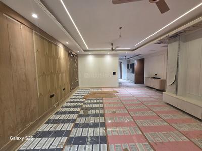 Image of 2250 Sq.ft 3 BHK Builder Floor for sale in Laxmi Nagar, New Delhi for Rs. 47000000