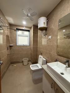 Bathroom Image of 1300 Sq.ft 3 BHK Builder Floor for rent in Vasant Kunj New Delhi for Rs. 52000