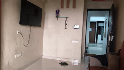 Living Room Image of 750 Sq.ft 2 BHK Apartment / Flat for sale in Kharghar Navi Mumbai for Rs. 6800000