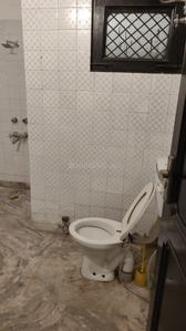 Image of 1552 Sq.ft 2 BHK Builder Floor for rent in Sector 40, Gurgaon for Rs. 33000