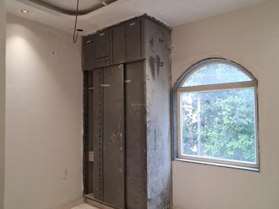 Bedroom Image of 900 Sq.ft 3 BHK Builder Floor for sale in Paschim Vihar New Delhi for Rs. 19000000