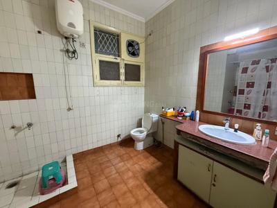 Image of 2500 Sq.ft 4 BHK Villa for rent in Greenwood City Floors, Sector 45, Gurgaon for Rs. 90000