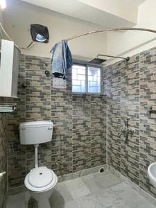 Bathroom Image of 800 Sq.ft 2 BHK Apartment / Flat for sale in Dhakuria Kolkata for Rs. 4500000