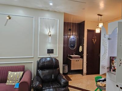 Bedroom Image of 1200 Sq.ft 3 BHK Builder Floor for sale in Ramesh Nagar New Delhi for Rs. 15000000