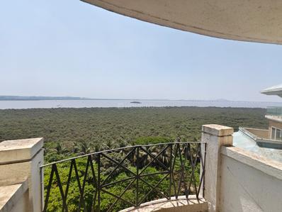Balcony Image of 2200 Sq.ft 5 BHK Apartment / Flat for sale in Seawoods Estate, Seawoods Navi Mumbai for Rs. 95000000