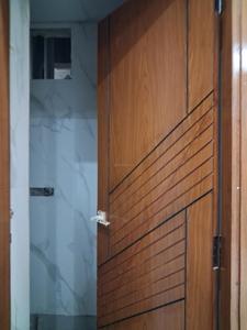 Common Bathroom Image of 1000 Sq.ft 2 BHK Apartment / Flat for sale in Sector 73 Noida for Rs. 3800000