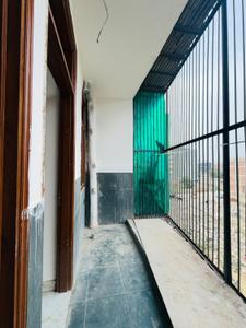 Balcony Image of 1350 Sq.ft 3 BHK Apartment / Flat for sale in Sector 72 Noida for Rs. 4650000