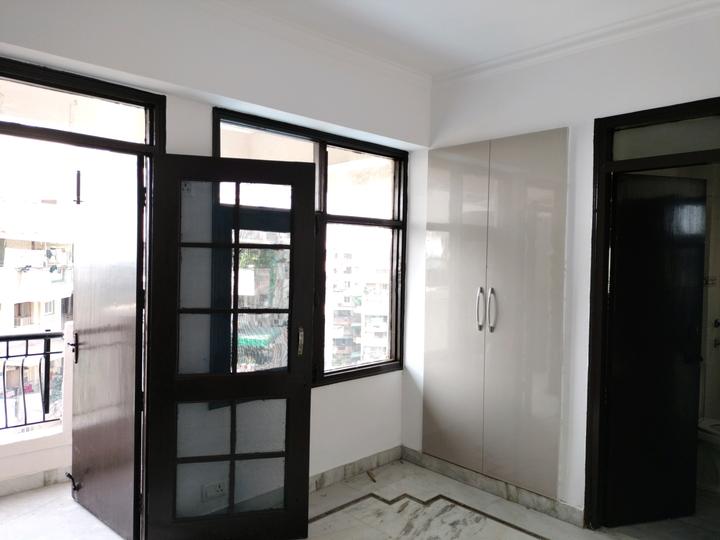 Sector 12 Dwarka Main Image 1