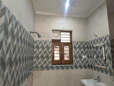Image of 2600 Sq.ft 3 BHK Builder Floor for rent in Sector 9, Faridabad for Rs. 32000