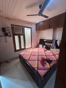 Bedroom Image of 900 Sq.ft 3 BHK Apartment / Flat for rent in Rohini Luxury Floors, Sector 4 Rohini New Delhi for Rs. 30000