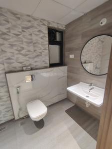 Bathroom Image of 920 Sq.ft 2 BHK Apartment / Flat for sale in Kumar Magnacity, Manjari Budruk Pune for Rs. 7500000