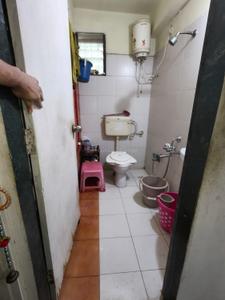 Bathroom Image of 700 Sq.ft 1 BHK Apartment / Flat for rent in Pal Surat for Rs. 17000