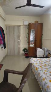 Bedroom Image of 350 Sq.ft 1 BHK Apartment / Flat for rent in Parel Mumbai for Rs. 16000