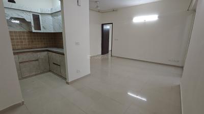 Living Room Image of 1090 Sq.ft 3 BHK Apartment / Flat for rent in Mahagun Mywoods, Noida Extension Greater Noida for Rs. 22000