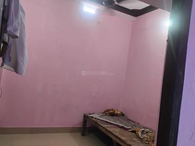 Bedroom Image of 800 Sq.ft 1 BHK Independent House for rent in SaraiyaChakMustafa UrfSipapur Muzaffarpur for Rs. 3500