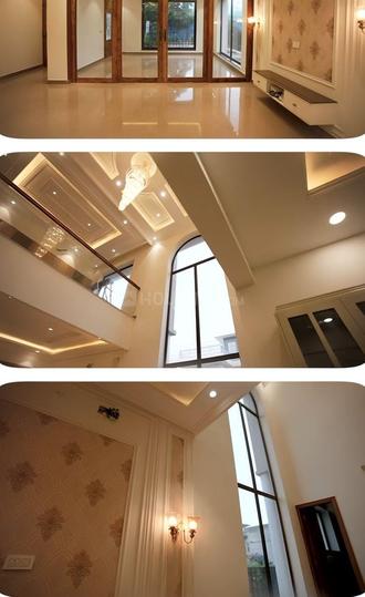 Sector 79 Main Image 1