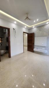 Bedroom Image of 1400 Sq.ft 3 BHK Builder Floor for rent in Rajouri Garden New Delhi for Rs. 48000