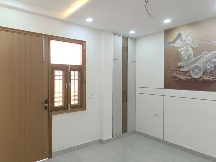 Deep vihar Main Image 1