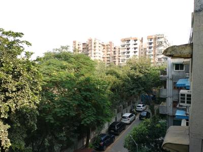 Living Room One Image of 1600 Sq.ft 4 BHK Apartment / Flat for sale in DDA Rosewood Apartment, Sector 13 Dwarka New Delhi for Rs. 22800000