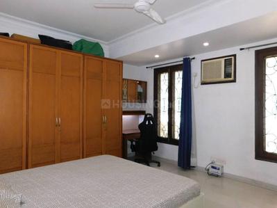Bedroom Image of 5625 Sq.ft 6 BHK Penthouse for sale in Model Town New Delhi for Rs. 90000000