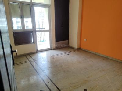 Bedroom Image of 1633 Sq.ft 3 BHK Apartment / Flat for rent in Prateek The Royal Cliff, Crossings Republik Ghaziabad for Rs. 23000