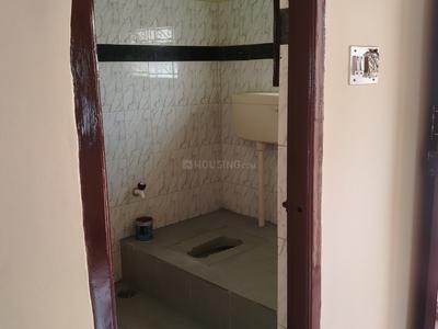 Bathroom Image of 1100 Sq.ft 2 BHK Builder Floor for rent in Kurudampalayam Coimbatore for Rs. 20000