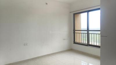 Bedroom Image of 1000 Sq.ft 2 BHK Apartment / Flat for rent in Manhattan, Charholi Budruk Pune for Rs. 24500
