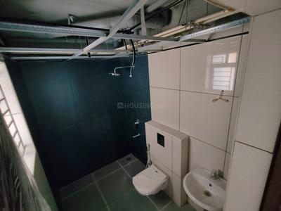 Bathroom Image of 1761 Sq.ft 3 BHK Apartment / Flat for sale in Edappally Kochi for Rs. 14500000