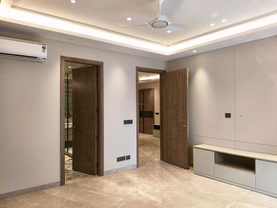 Bedroom Image of 4518 Sq.ft 4.5 BHK Builder Floor for sale in Greenwood City Floors, Sector 45 Gurgaon for Rs. 75000000