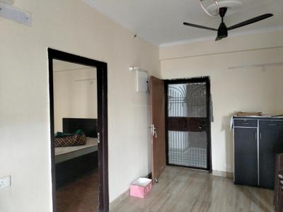 Living Room Image of 1200 Sq.ft 2.5 BHK Apartment / Flat for rent in Amrapali Centurian Park, Noida Extension Greater Noida for Rs. 19000