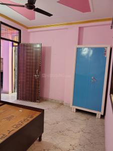 Bedroom Image of 580 Sq.ft 2 BHK Builder Floor for rent in New Ashok Nagar New Delhi for Rs. 17500
