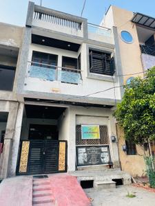 Image of 6750 Sq.ft 4 BHK Duplex for sale in Hiran Magri, Udaipur for Rs. 8000000