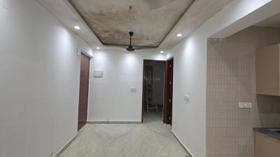 Living Room Image of 700 Sq.ft 2 BHK Apartment / Flat for rent in Pitampura New Delhi for Rs. 30000