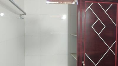 Bathroom Image of 200 Sq.ft 1 RK Independent House for rent in Kankurgachi Kolkata for Rs. 6000