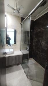 Bathroom Image of 1100 Sq.ft 3 BHK Duplex for rent in Vijay Nagar New Delhi for Rs. 110000