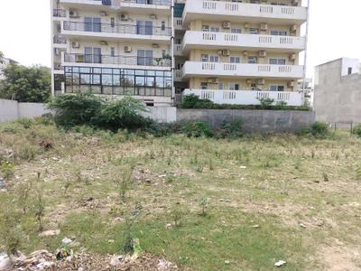Image of 110 Sq.ft Residential Plot / Land for sale in Sector 40, Gurgaon for Rs. 36500000