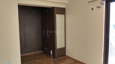 Bedroom Image of 1758 Sq.ft 3 BHK Apartment / Flat for rent in Logix Blossom County, Sector 137 Noida for Rs. 43000