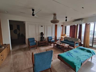 4 BHK Flat