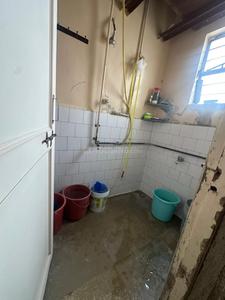 Bathroom Image of 600 Sq.ft 1 BHK Apartment / Flat for sale in Bandal Complex, Kothrud Pune for Rs. 9200000