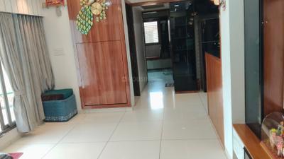 Living Room Image of 2366 Sq.ft 3 BHK Apartment / Flat for sale in Tragad Ahmedabad for Rs. 15000000