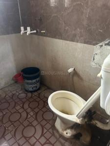 Bathroom Image of 650 Sq.ft 1 BHK Independent House for rent in Alpha II Greater Noida for Rs. 13500