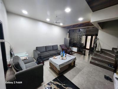 Hall Image of 1800 Sq.ft 4 BHK Independent House for rent in Koregaon Park Pune for Rs. 125000