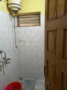 Bathroom Image of 1000 Sq.ft 3 BHK Independent House for rent in Gulmohar Colony Bhopal for Rs. 20000