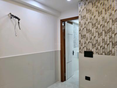 Bedroom Image of 550 Sq.ft 2 BHK Builder Floor for sale in Dwarka Mor New Delhi for Rs. 3500000