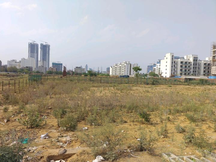 Emaar Emerald Hill Main Image 1